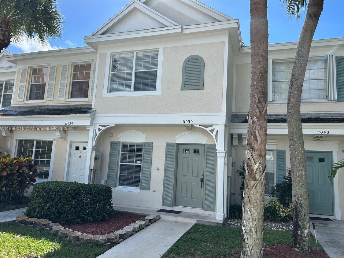 Foto principal - 11030 Tarpon Bay Ct