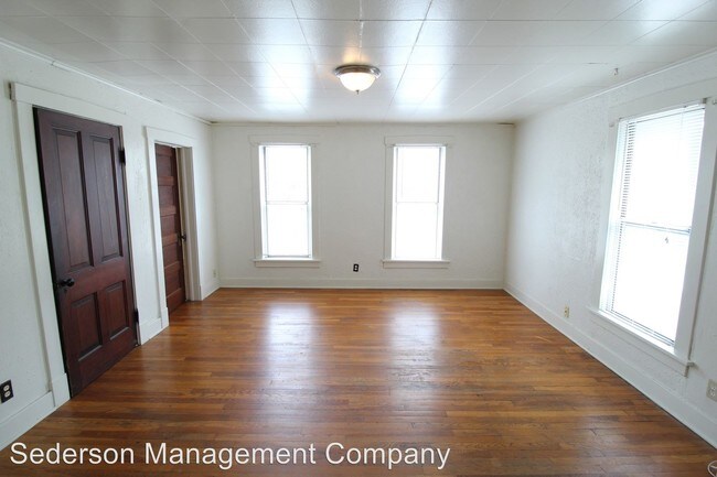 Building Photo - 4044 State Line Rd