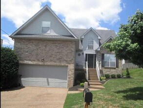 Building Photo - 2316 Peak Hill Cv