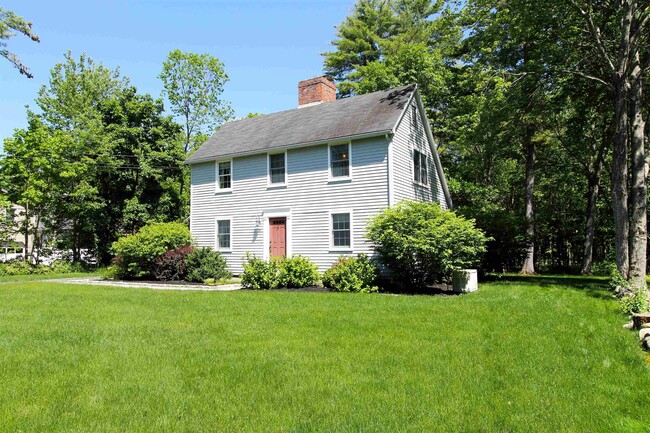 Building Photo - 19 Bayberry Dr