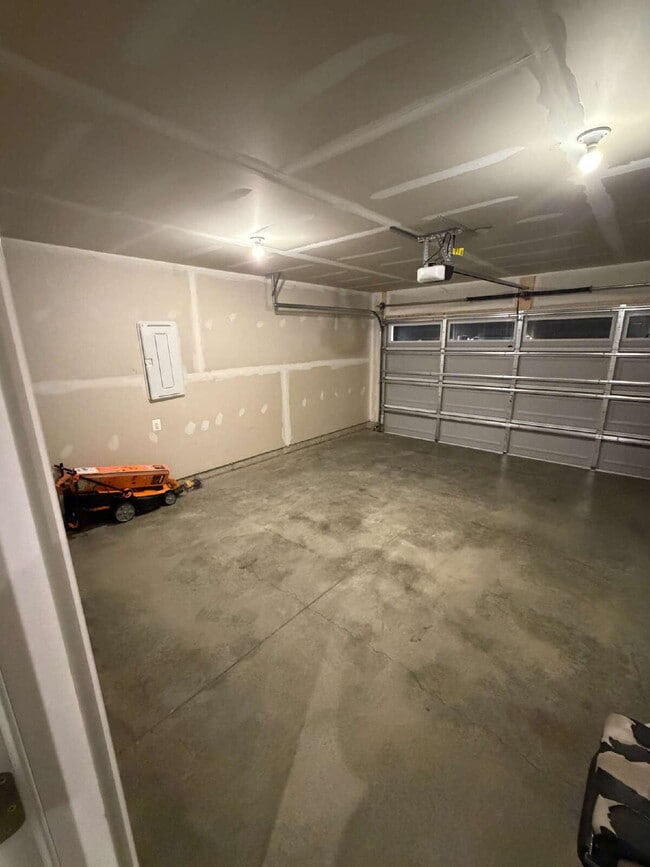 Building Photo - 7715 Harlow Cir