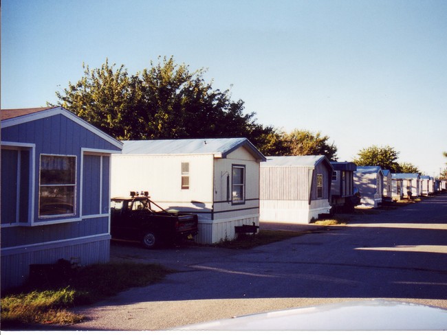 Foto del edificio - Country Village Mobile Home Park