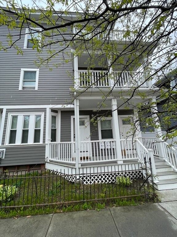 Foto del edificio - 330 Western Ave