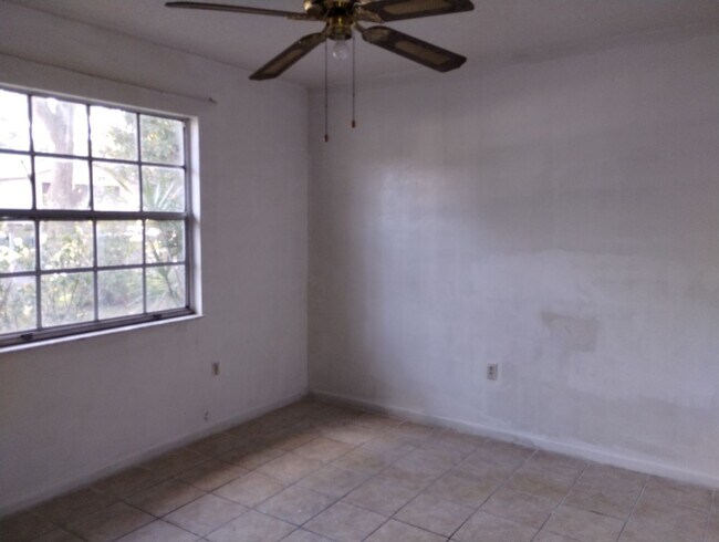 Foto del edificio - 2 Bedroom / 2 Bathroom Rental – Brooksville, Fl