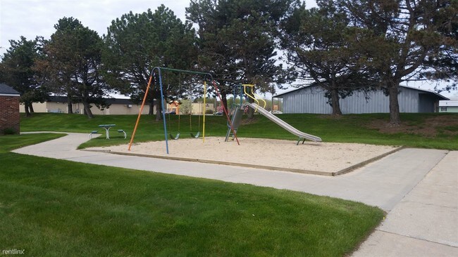 Foto del edificio - 200 E Elm St