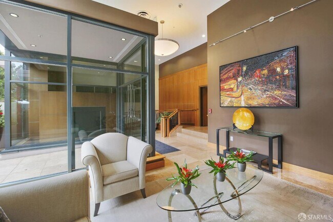 Foto del edificio - 330 Mission Bay Blvd North