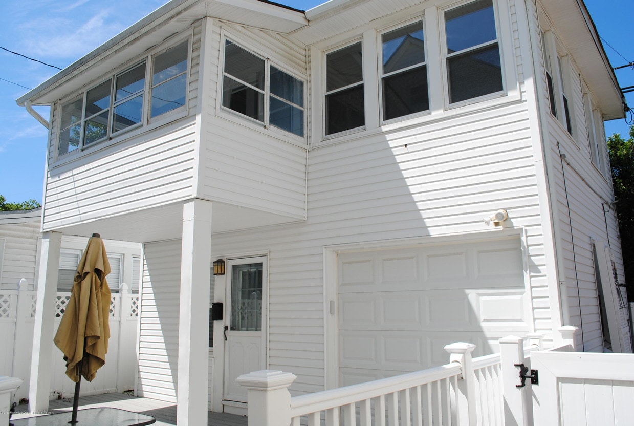 Primary Photo - 314 1/2 McCabe Ave