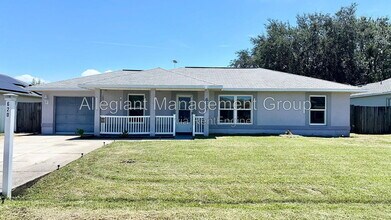Building Photo - 620 Brockton Dr