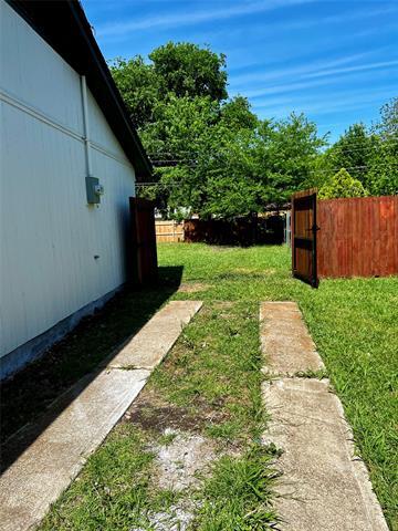 Building Photo - 1706 Lachelle Ln