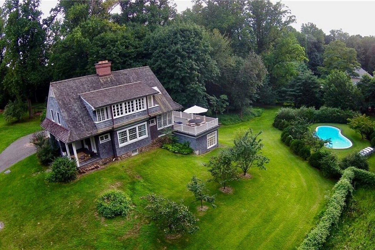 Primary Photo - 95 Rockland Rd