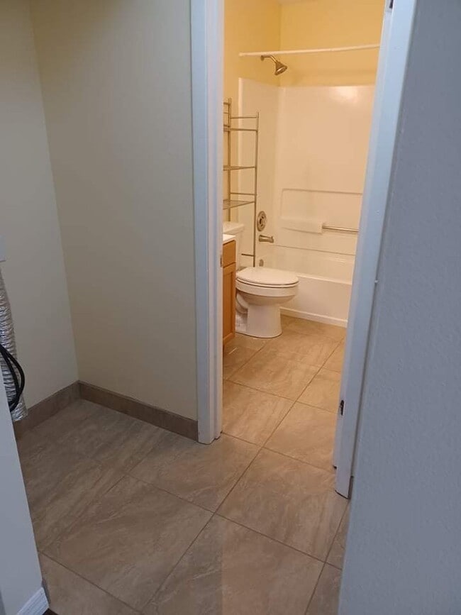 Photo - 129 Reserve Cir Apartment