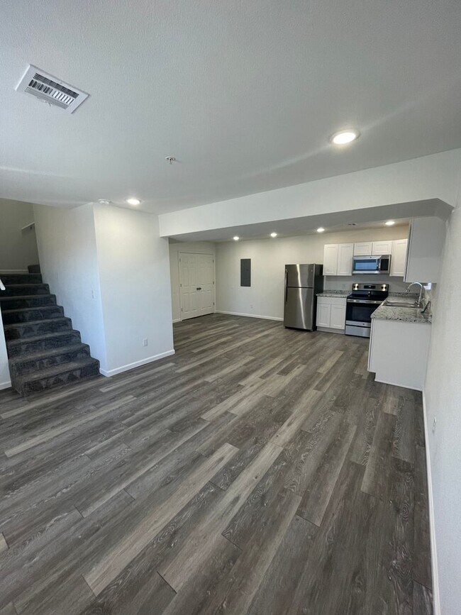 Foto del edificio - Townhomes Now Available in Strafford MO!