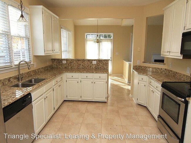 Building Photo - 4 br, 2.5 bath House - 2512 Finley Ridge Lane