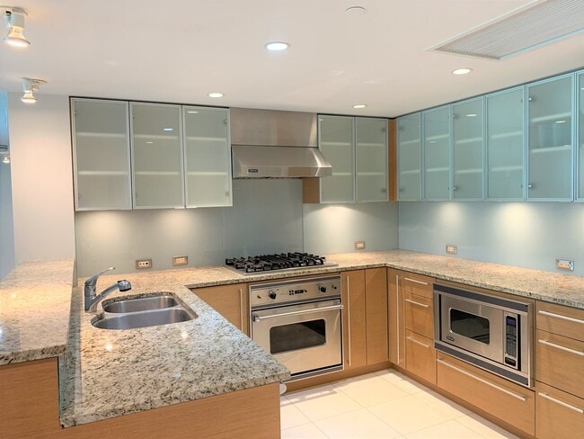 Photo - 3 Bedroom 2 Bath 2 Parking in Beautiful Koolani in Ward Village / Ala Moana Area Apartment