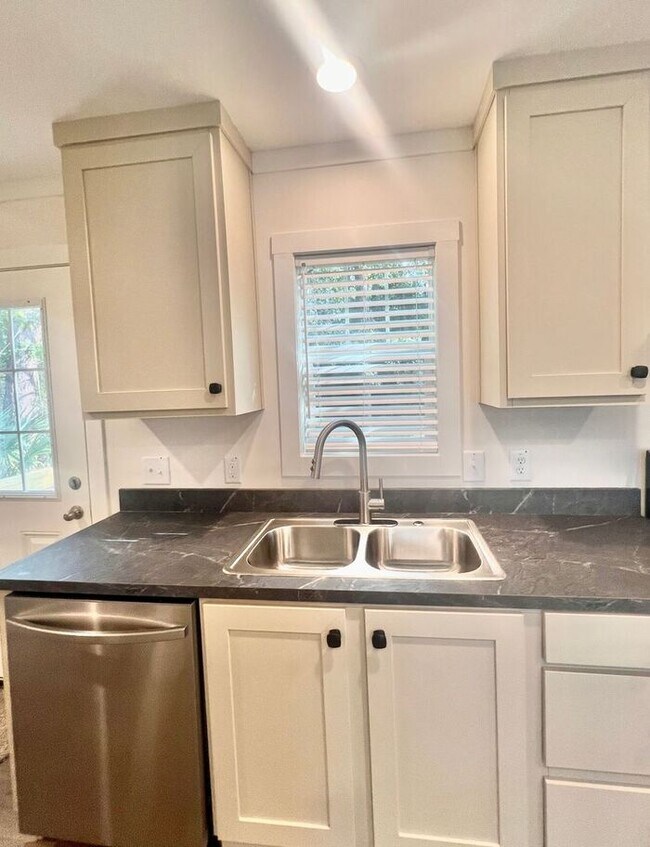 Foto del edificio - 2BR/2BATH newer mobile home! Off Wrightsvi...