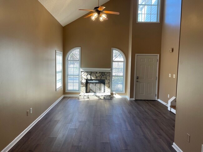 Foto del edificio - 1403 Chasewind Ct