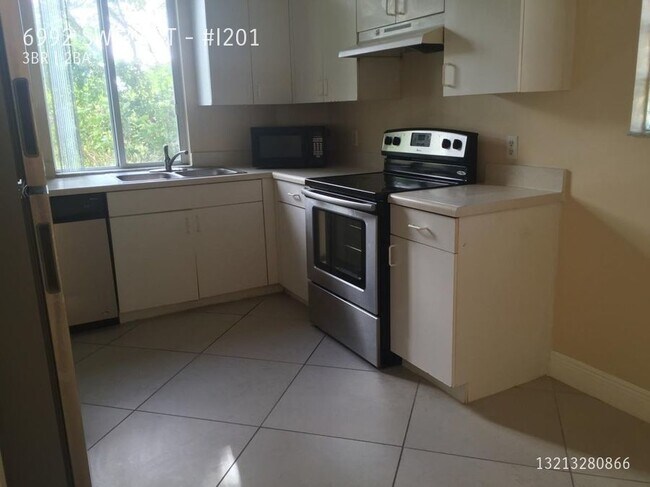 Foto del edificio - 6992 SW 39th St