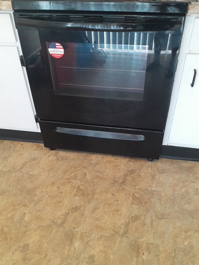 Appliance - 721 S Beach St