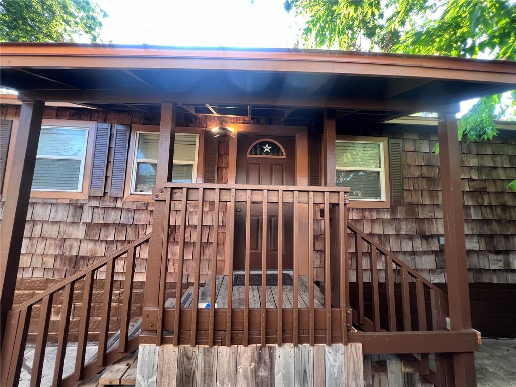 Primary Photo - 1000 E 53rd St
