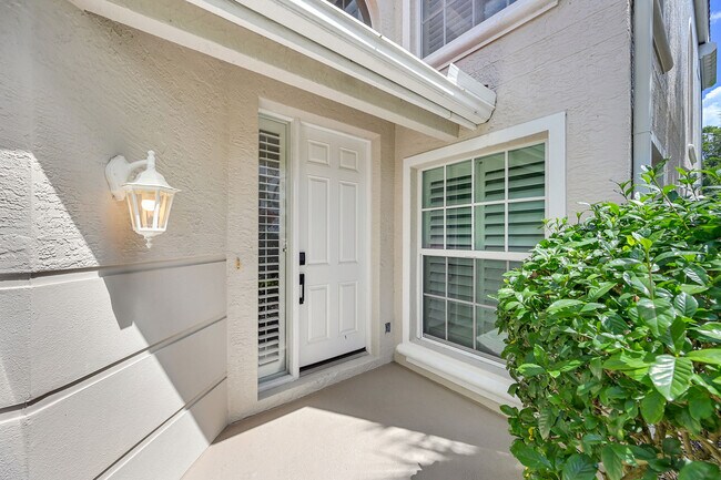 Foto del edificio - 1580 Clermont Dr