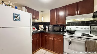 Building Photo - 4652 Centretown Way