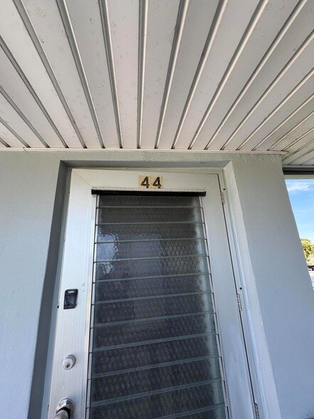 Foto del edificio - 44 Waltham B