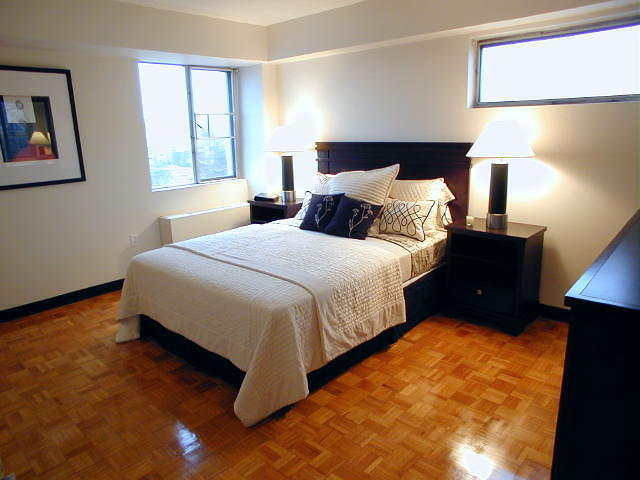 Master Bedroom - The Longwood