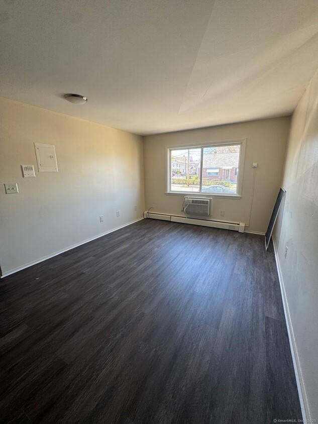 Building Photo - 125 Granfield Ave
