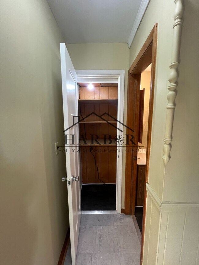 Foto del edificio - 1/2 Off first full month of rent!