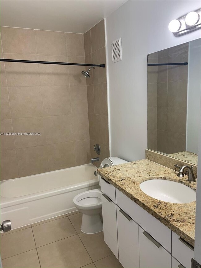 Building Photo - 890 SW 129th Pl