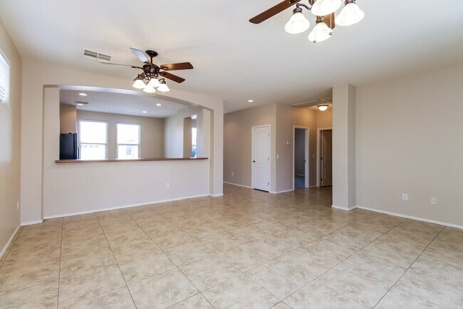 Foto del edificio - 347 N Wesley