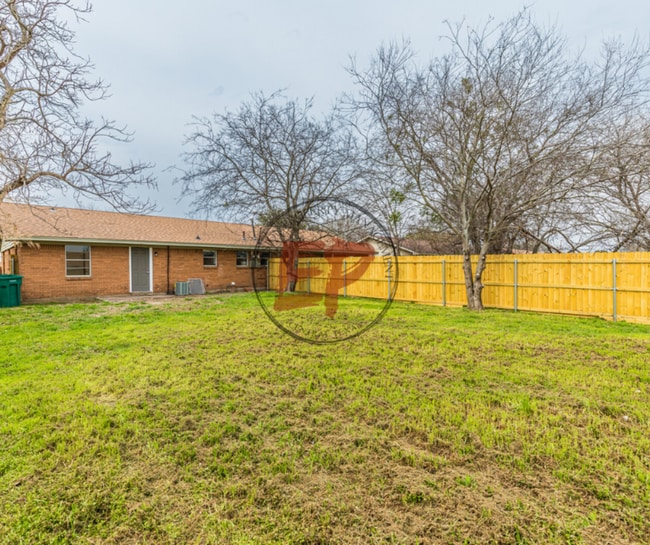 Foto del edificio - 117 Shirley Dr