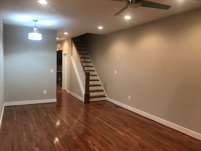 Foto del edificio - 429 E Lanvale St
