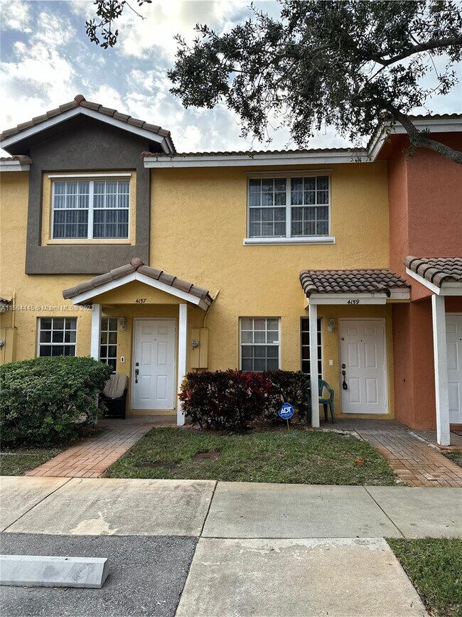 Building Photo - 4159 NW 67th Terrace