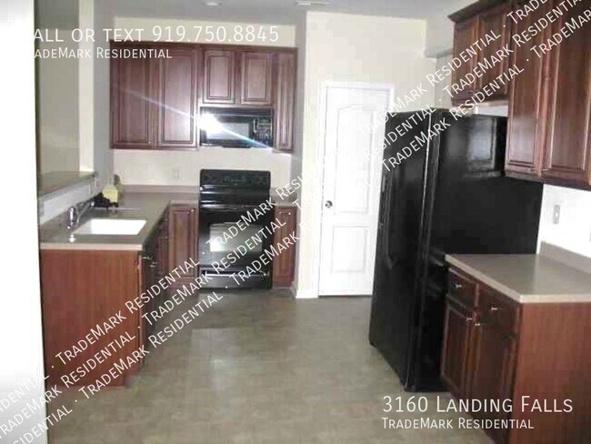 Building Photo - 3160 Landing Falls Ln