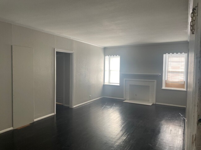 Foto del edificio - 254 Rosebud Ave