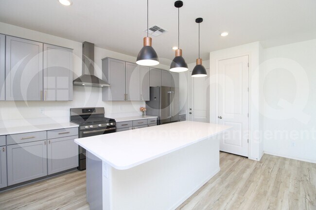 Foto del edificio - 7549 N 125th Dr