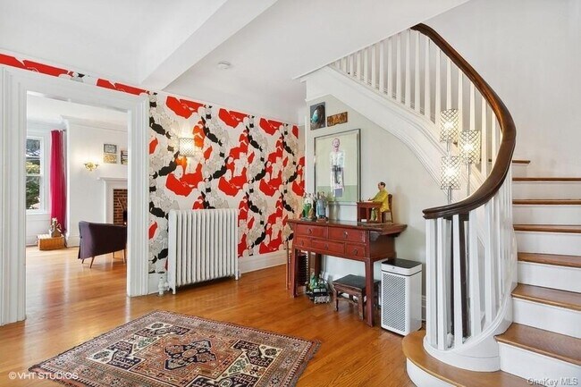 Building Photo - 33 McKeel Ave