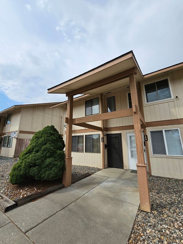 Foto principal - North Richland Area with short commute to ...