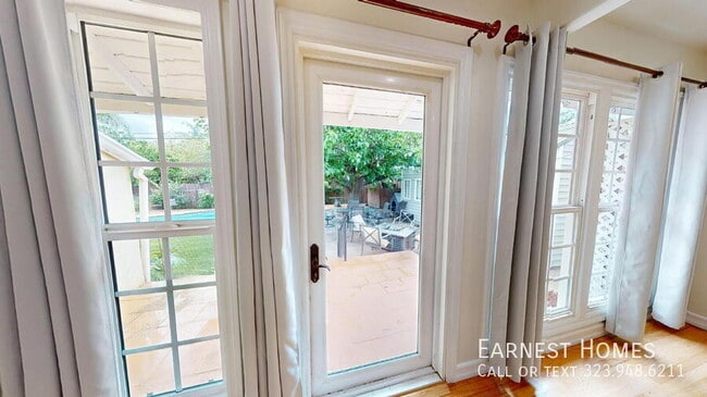 Building Photo - 19022 Sylvan St