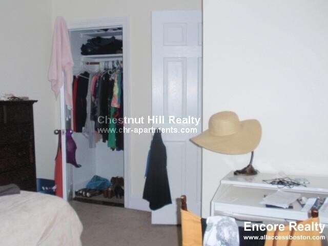 Foto del edificio - 1223 Beacon St