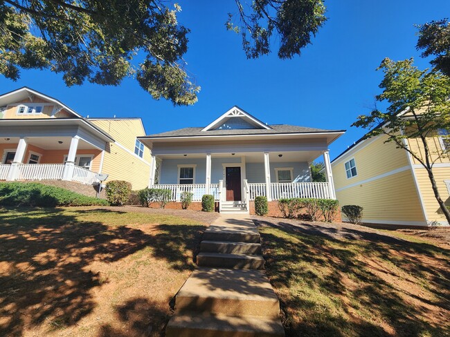 Building Photo - 2180 Lakeside Dr