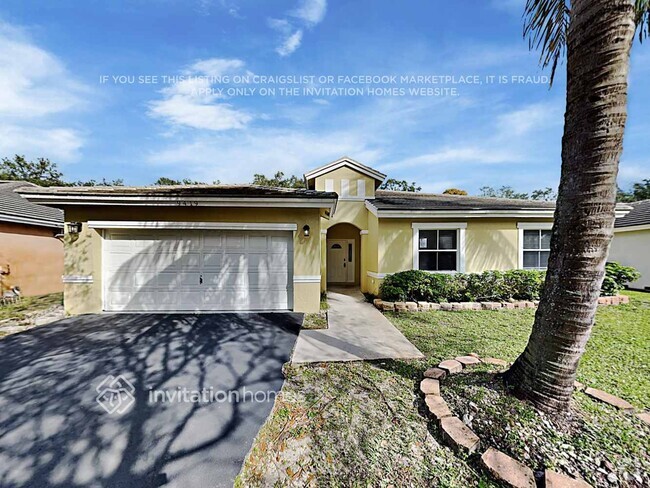Building Photo - 9419 SW 18th St