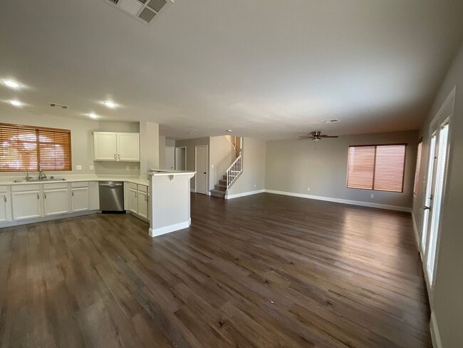 Building Photo - 8720 W Majestic Pine Ave