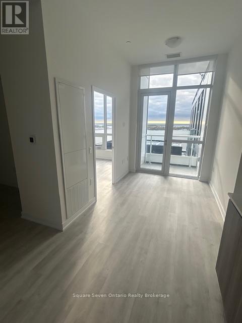 Building Photo - 15 Richardson St