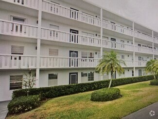 Building Photo - 3034 Ellesmere B