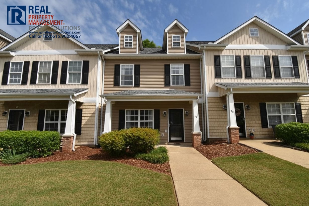 Lovely 2BR/2.5 BA Murfreesboro townhome close to I-24! Washer/dryer included! - Lovely 2BR/2.5 BA Murfreesboro townhome close to I-24! Washer/dryer included!