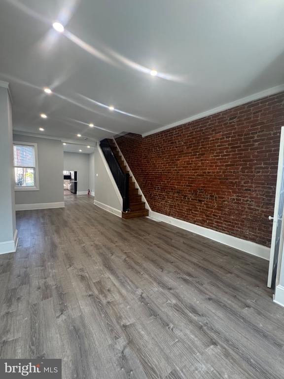 Foto principal - 3191 E Thompson St