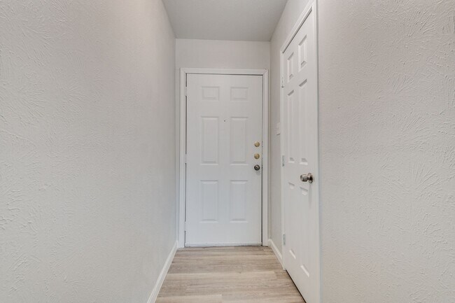 Building Photo - Charming 3-Bedroom Home in Arlington