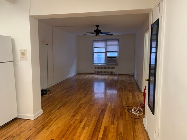 Building Photo - 4225 80th St